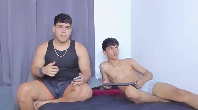 Snapshot of Khail68 chatting on December 5, 2024, 4:59 am Khail68 online show from December 5, 2024, 4:59 am