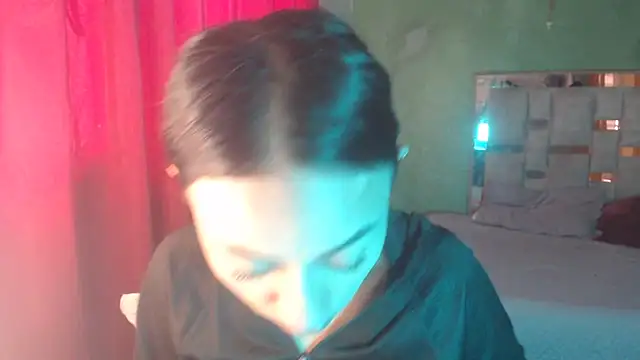 Little aphrodite online show from December 3, 2025, 9:58 pm