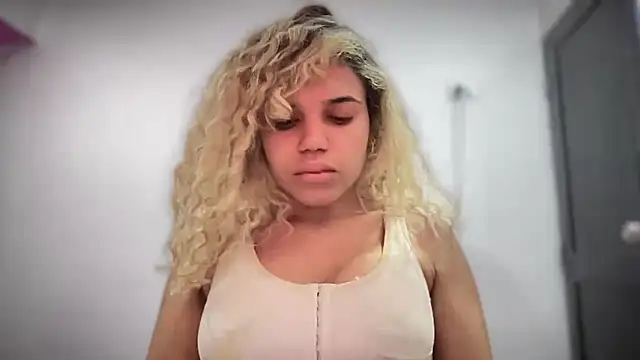 brithneysquirt online show from December 15, 2025, 6:08 am