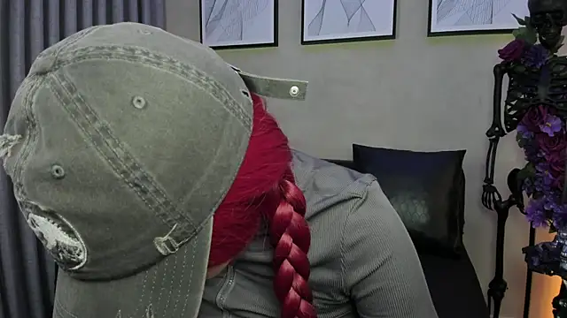 Snapshot of Morgan_Hilll_ chatting on October 19, 2025, 11:57 am Morgan Hilll online show from October 19, 2025, 11:57 am