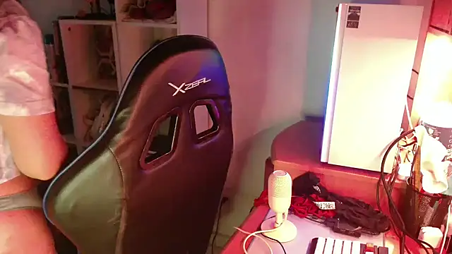 DirtyDi97 online show from March 21, 2026, 11:52 pm