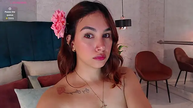 Snapshot of AdeleAndersonn chatting on October 10, 2025, 7:47 pm AdeleAndersonn online show from October 10, 2025, 7:47 pm