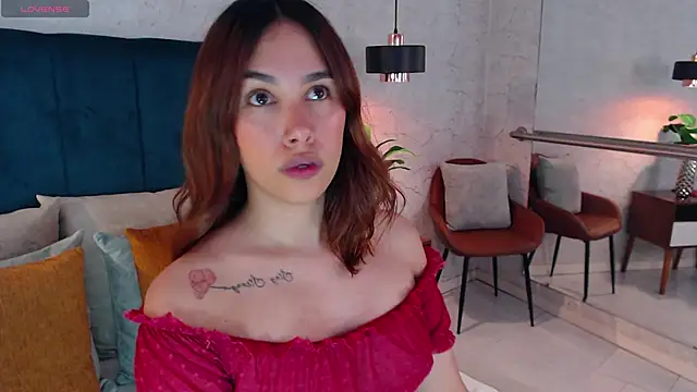 Snapshot of AdeleAndersonn chatting on October 31, 2025, 5:42 pm AdeleAndersonn online show from October 31, 2025, 5:42 pm