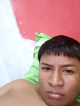 Tu papi 69  online show from October 6, 2025, 4:57 am