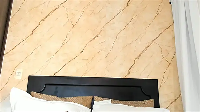 austin BoyJRG online show from October 18, 2025, 9:11 am