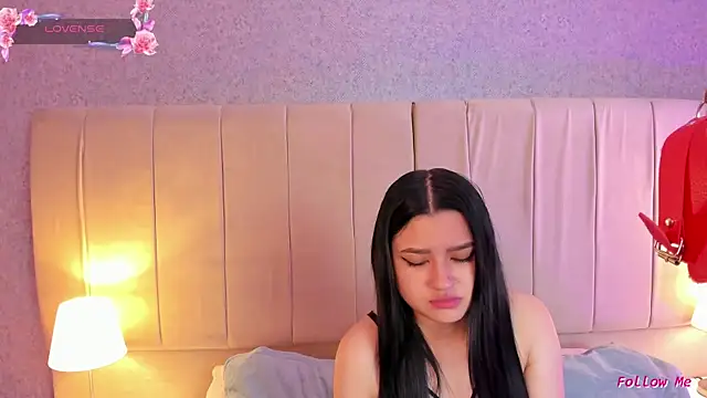 Snapshot of megan_bat chatting on January 16, 2025, 12:52 pm megan bat online show from January 16, 2025, 12:52 pm