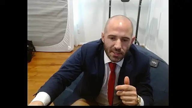 Snapshot of TheNakedPreacher chatting on December 19, 2025, 5:04 pm TheNakedPreacher online show from December 19, 2025, 5:04 pm