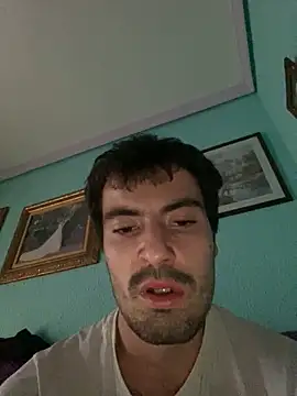 Snapshot of Frantri00@xh chatting on November 4, 2025, 6:39 am Frantri00xh online show from November 4, 2025, 6:39 am