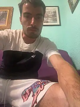 Snapshot of Frantri00@xh chatting on September 24, 2025, 12:51 am Frantri00xh online show from September 24, 2025, 12:51 am