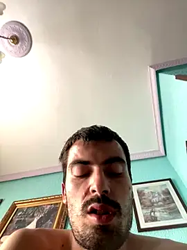 Snapshot of Frantri00@xh chatting on September 27, 2025, 10:54 am Frantri00xh online show from September 27, 2025, 10:54 am