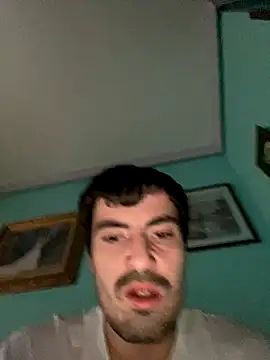 Snapshot of Frantri00@xh chatting on November 3, 2025, 4:43 pm Frantri00xh online show from November 3, 2025, 4:43 pm