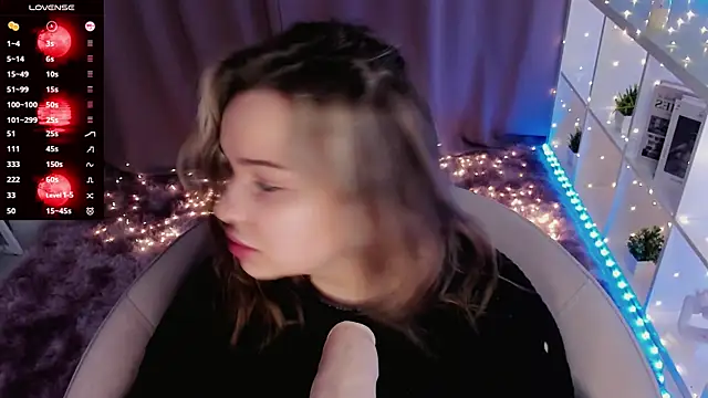 AlliceBrown  online show from March 1, 2025, 4:33 pm