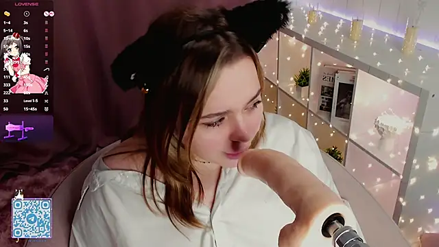 AlliceBrown  online show from March 13, 2025, 10:05 am