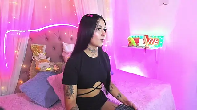  Mia  9 online show from February 24, 2025, 11:52 pm