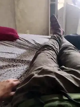 Juliano69xv online show from September 9, 2025, 2:37 pm