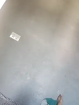 Juliano69xv online show from March 3, 2025, 12:17 pm