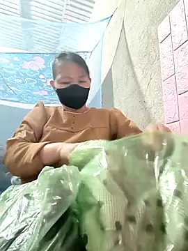 Betty20zx online show from December 15, 2025, 1:22 am