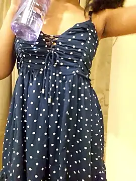 Snapshot of Tanisha789 chatting on October 7, 2025, 7:37 pm Tanisha789 online show from October 7, 2025, 7:37 pm