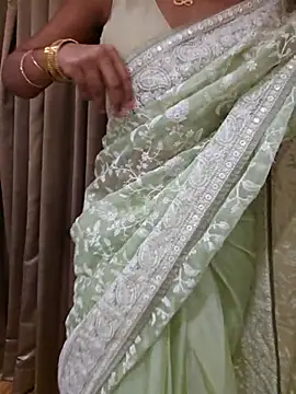 Snapshot of Tanisha789 chatting on October 10, 2025, 8:09 pm Tanisha789 online show from October 10, 2025, 8:09 pm