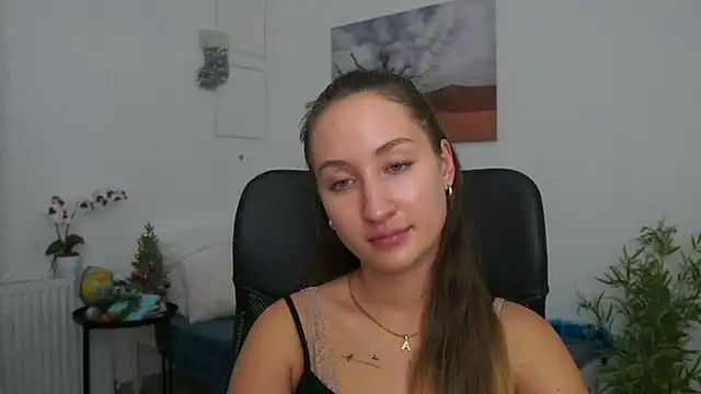 magic   smile online show from December 30, 2024, 4:07 pm