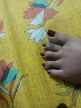 lakey91girl online show from April 12, 2026, 2:20 pm