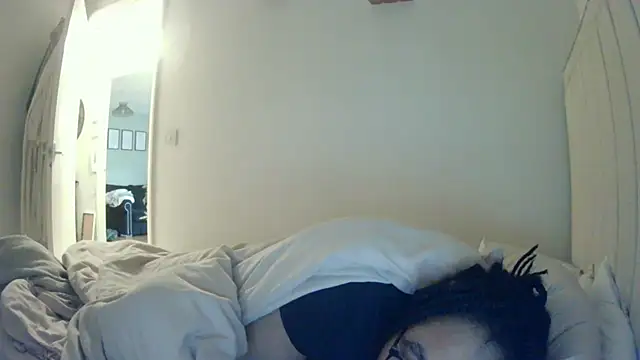 vanilla chocolate23 online show from January 17, 2025, 9:06 am