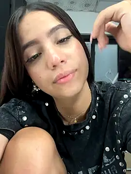 IamSteph13 online show from October 10, 2025, 2:56 am