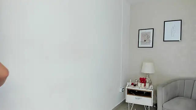 Hellen coy online show from February 27, 2025, 3:37 pm