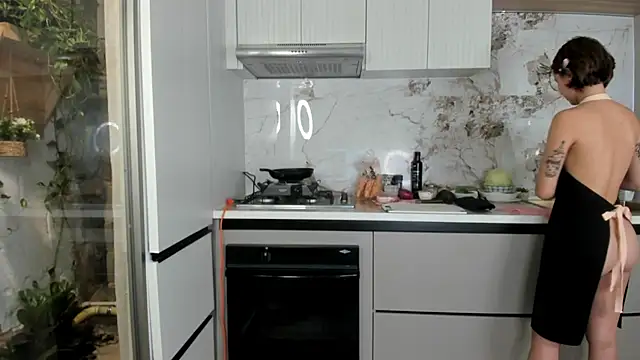 Hellen coy online show from February 9, 2025, 12:41 pm