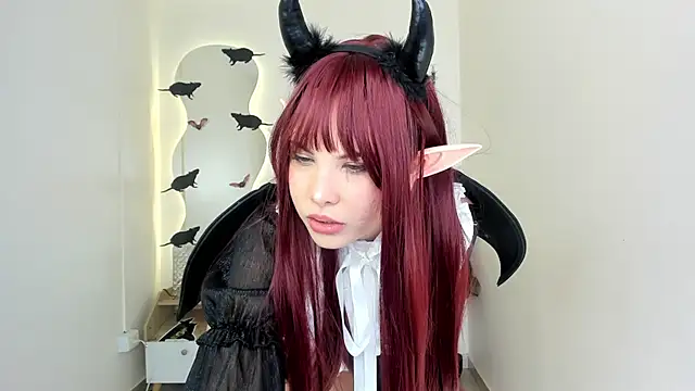 Hellen coy online show from October 31, 2025, 3:47 am