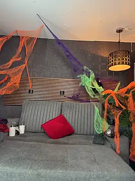 Snapshot of _EUFRATES_ chatting on October 25, 2025, 5:02 pm EUFRATES online show from October 25, 2025, 5:02 pm