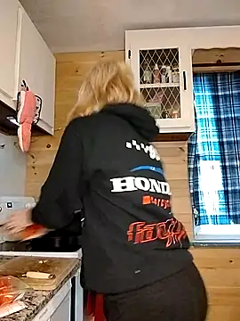 lexybabyxo online show from February 6, 2026, 12:45 pm