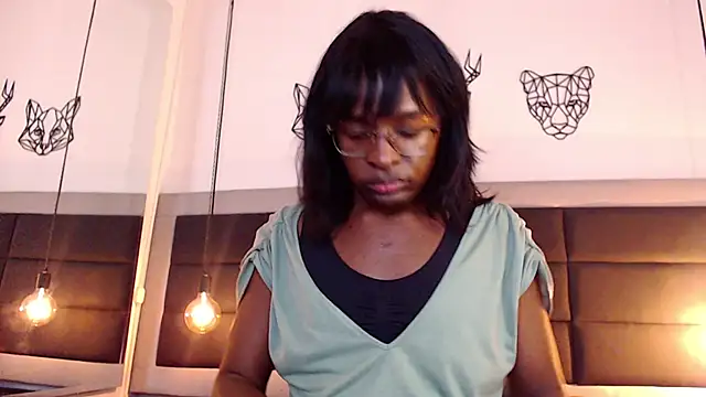 candy lovee69 online show from February 25, 2025, 10:09 pm
