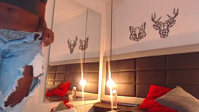 candy lovee69 online show from November 20, 2025, 7:47 pm