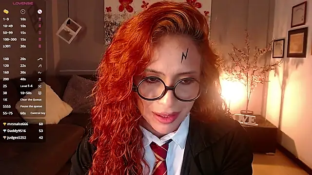 sahra taylor  online show from February 26, 2025, 9:20 pm