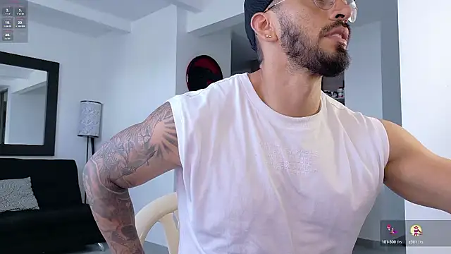 Snapshot of tony_muscle chatting on September 22, 2025, 9:10 pm tony muscle online show from September 22, 2025, 9:10 pm