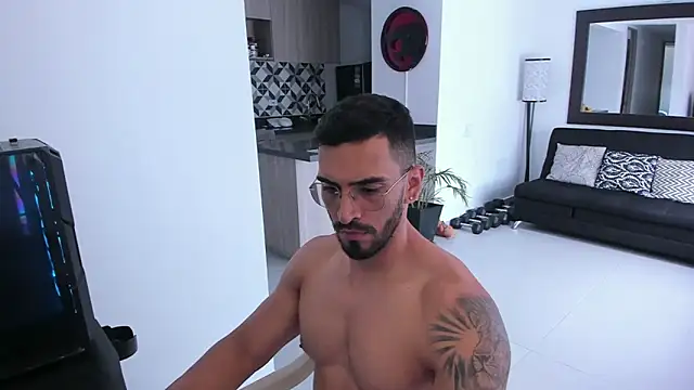 tony muscle online show from February 26, 2025, 6:37 pm