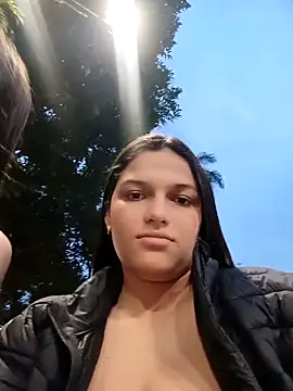 girl milk1 online show from December 16, 2025, 10:47 pm