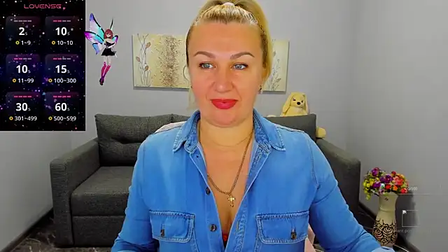 Lili Crossi online show from November 5, 2025, 6:49 am