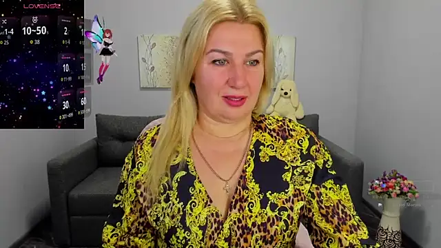 Lili Crossi online show from October 13, 2025, 5:53 am