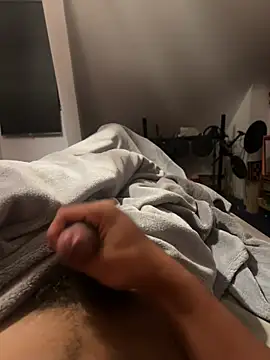 Snapshot of mallllll273838ko chatting on January 11, 2025, 9:15 pm mallllll273838ko online show from January 11, 2025, 9:15 pm