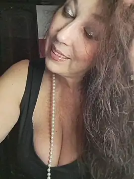 GypsyEsmeralda online show from December 2, 2025, 1:46 pm