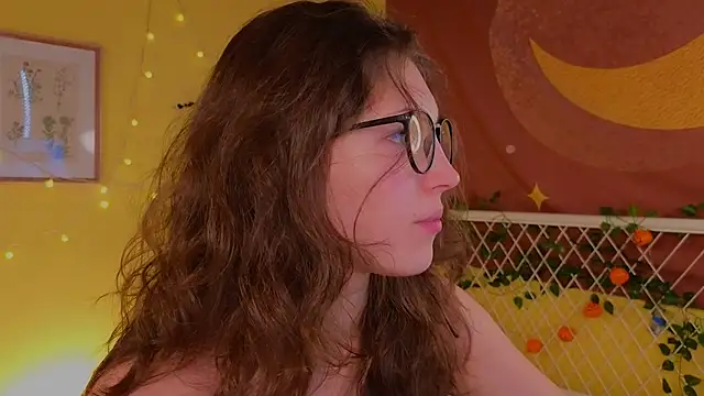 cherry lea online show from November 1, 2025, 4:45 pm