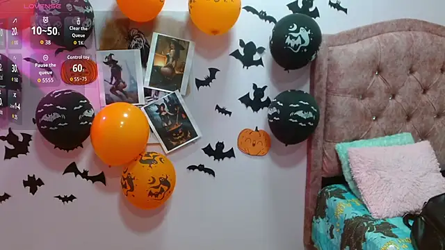 Snapshot of sila_bolum chatting on October 23, 2025, 5:44 pm sila bolum online show from October 23, 2025, 5:44 pm