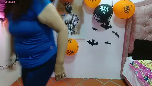 Snapshot of sila_bolum chatting on October 8, 2025, 7:36 pm sila bolum online show from October 8, 2025, 7:36 pm