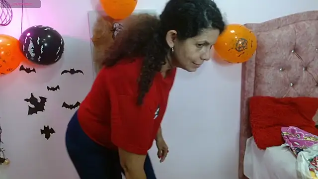 Snapshot of sila_bolum chatting on October 7, 2025, 6:53 pm sila bolum online show from October 7, 2025, 6:53 pm