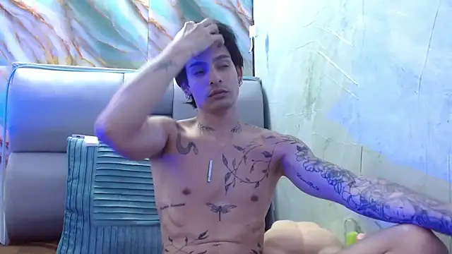 Apolo Hidalgo01 online show from February 22, 2025, 4:51 pm
