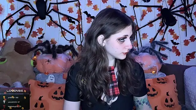 Snapshot of _Devill_Baby chatting on October 25, 2025, 5:28 am  Devill Baby online show from October 25, 2025, 5:28 am