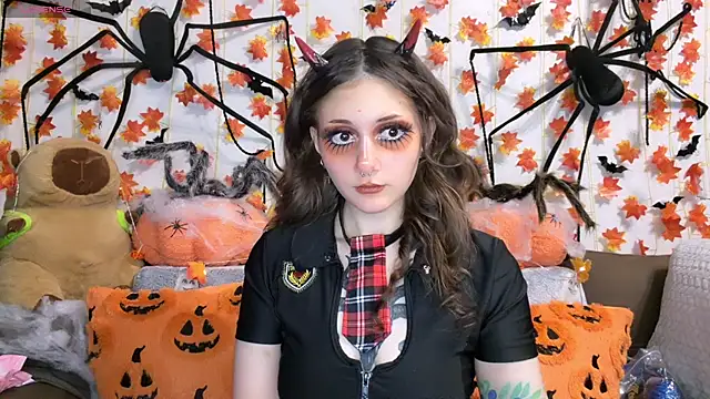 Snapshot of _Devill_Baby chatting on October 29, 2025, 7:13 pm  Devill Baby online show from October 29, 2025, 7:13 pm