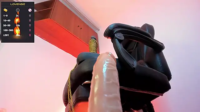 charlotte joliedart online show from February 28, 2025, 5:48 am